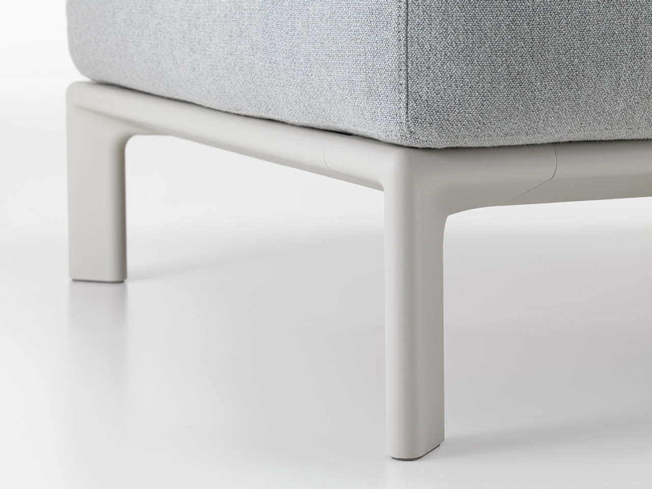 Anagram Chaise Lounge