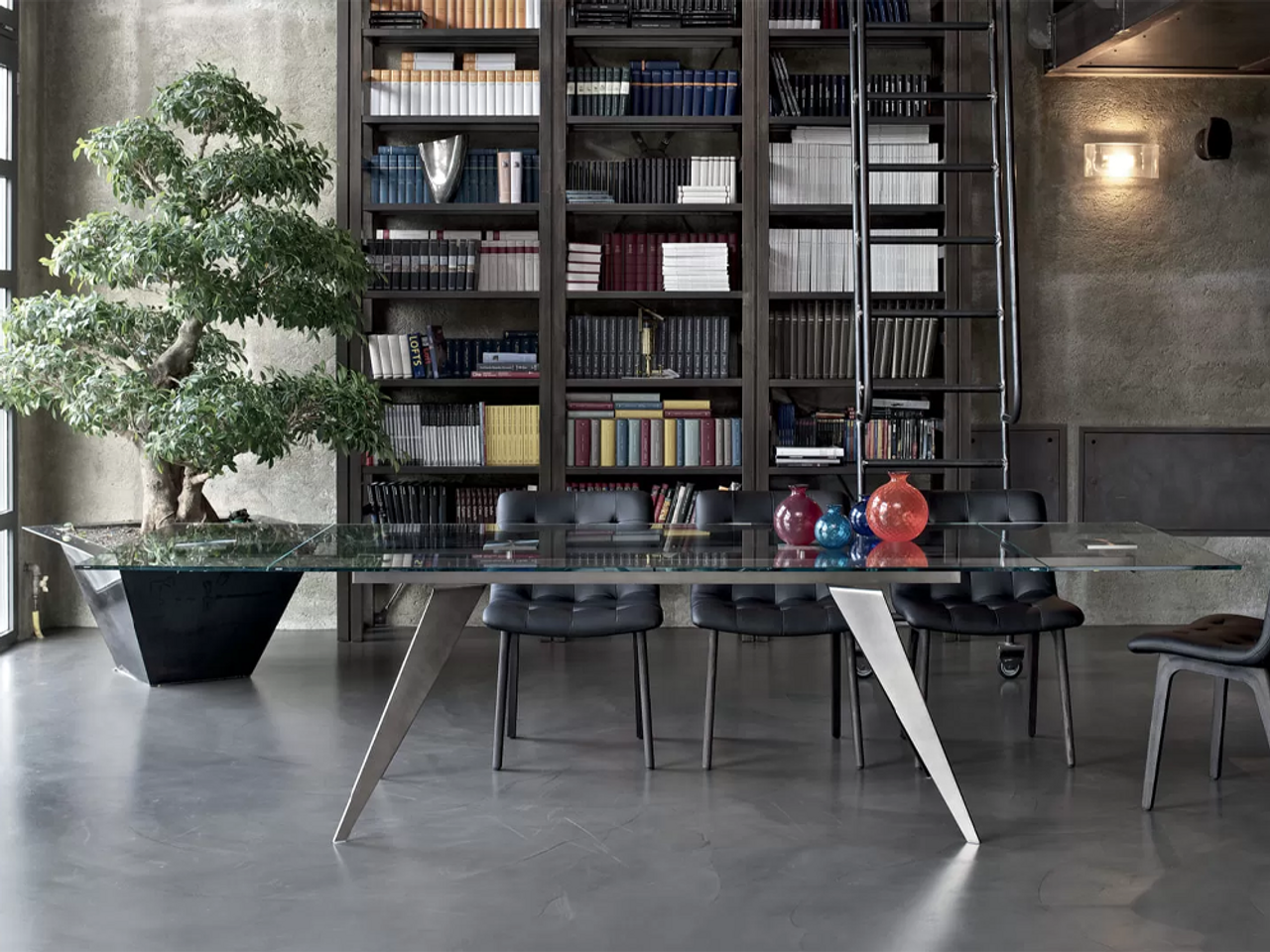 Ramos Dining Table - Extendable