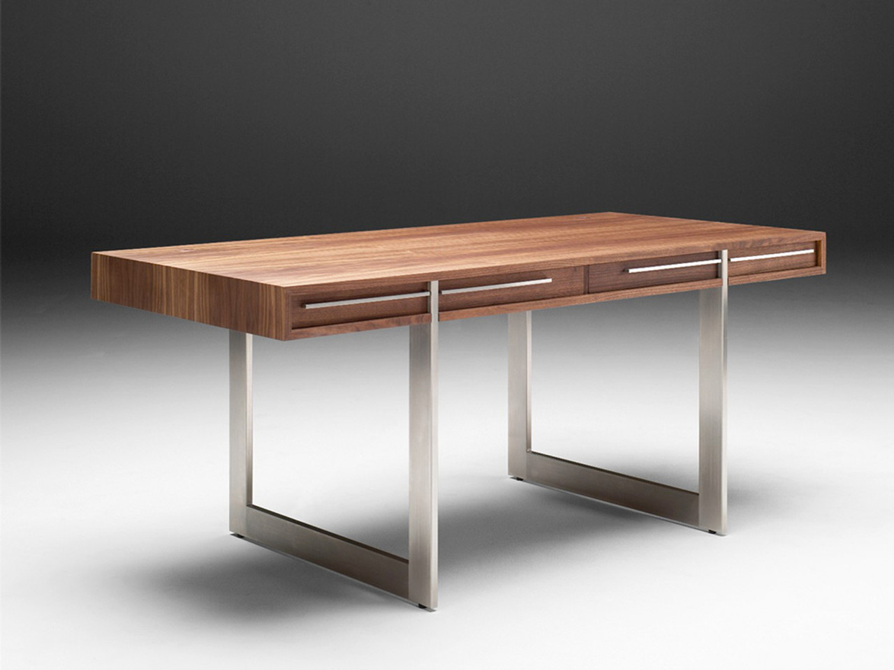 AK 1340 Point Desk