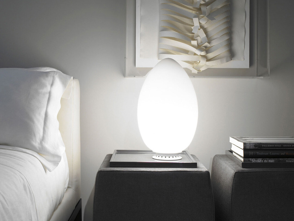 Uovo Table Lamp