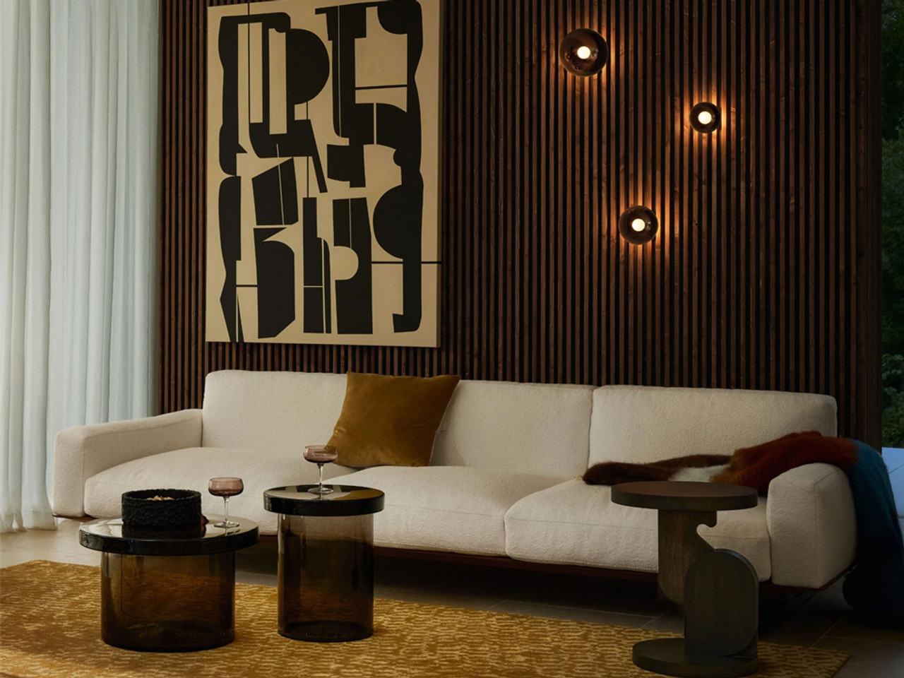 Luna Wall Light