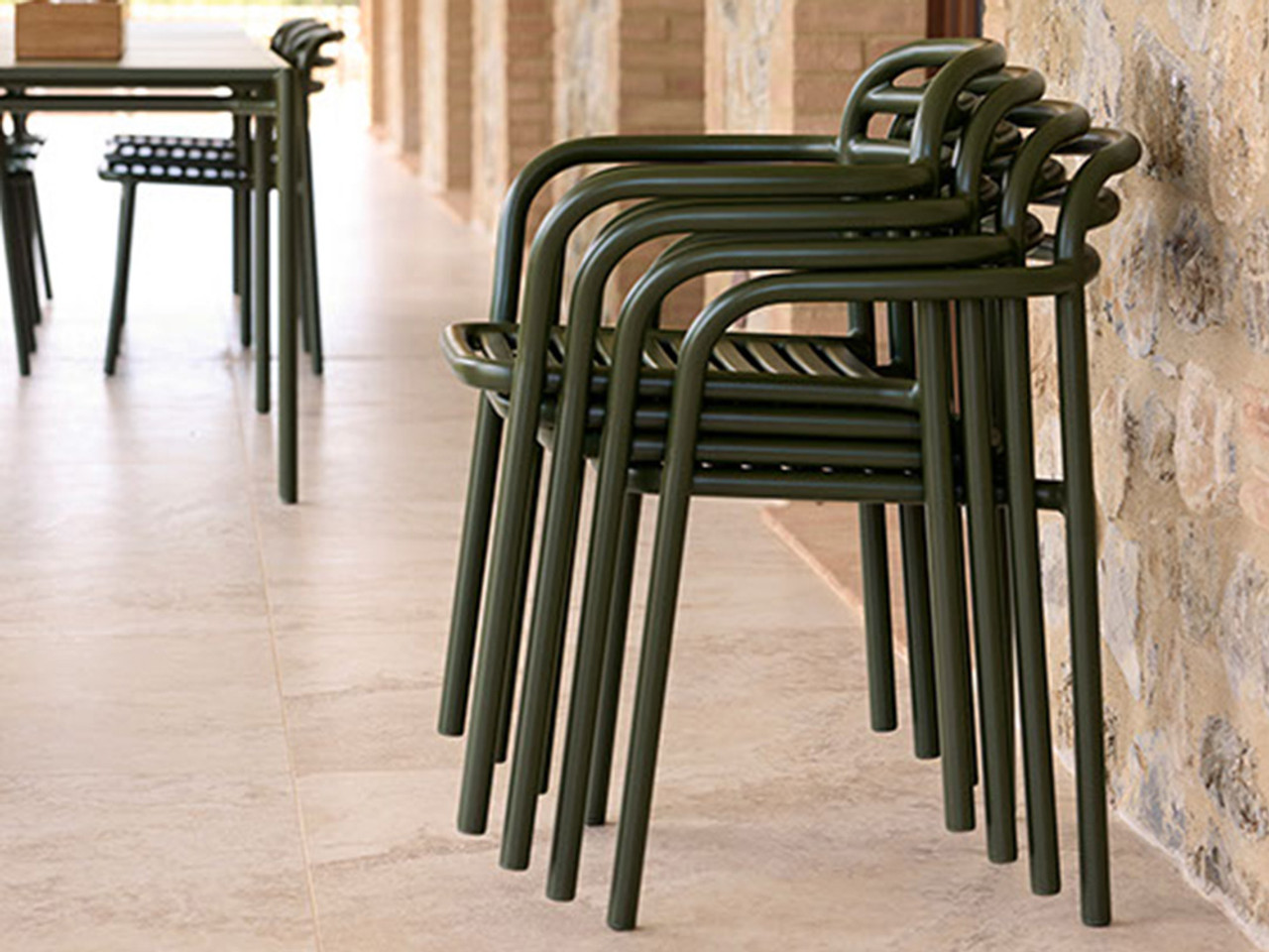Bliss Outdoor Dining Set 1