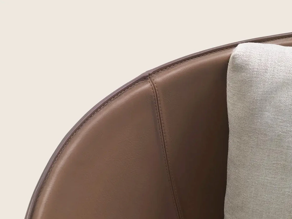 Eri Armchair