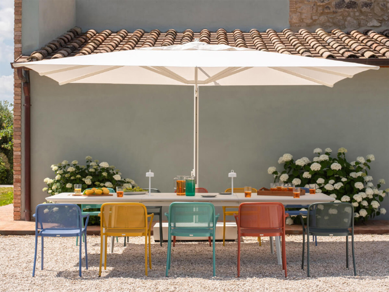 Plus4 Outdoor Extendable Table