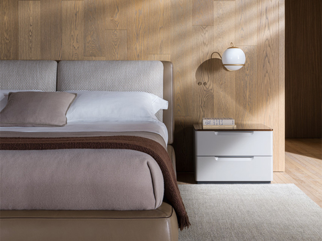 7070 Bedside Table