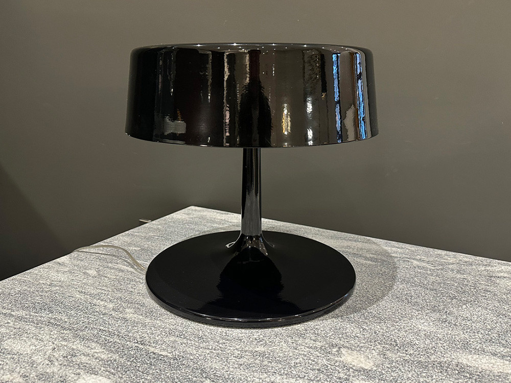 China Table Lamp - Black