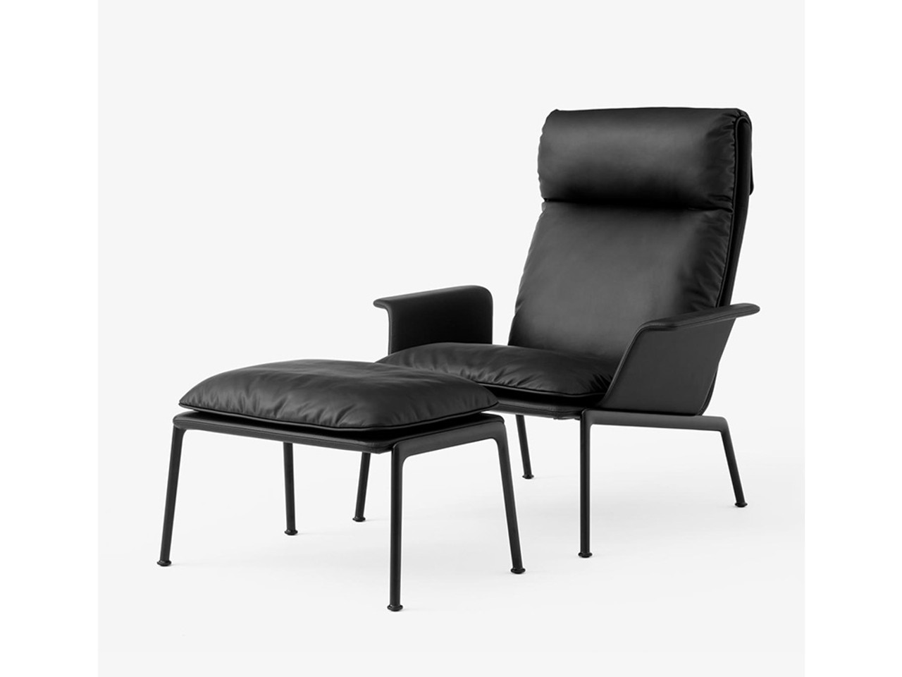 Muno LN17 Highback Lounge Chair