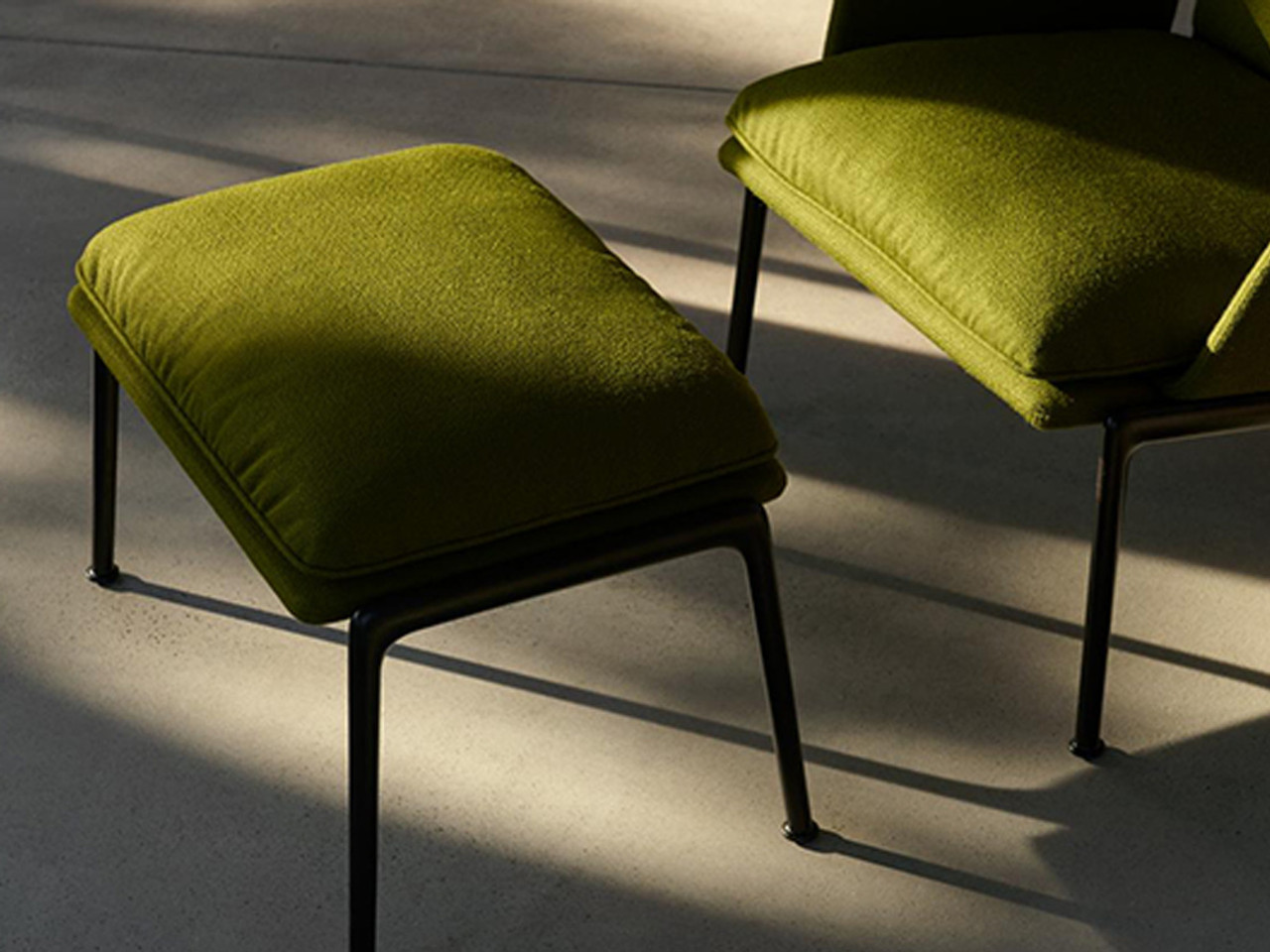 Muno LN17 Highback Lounge Chair