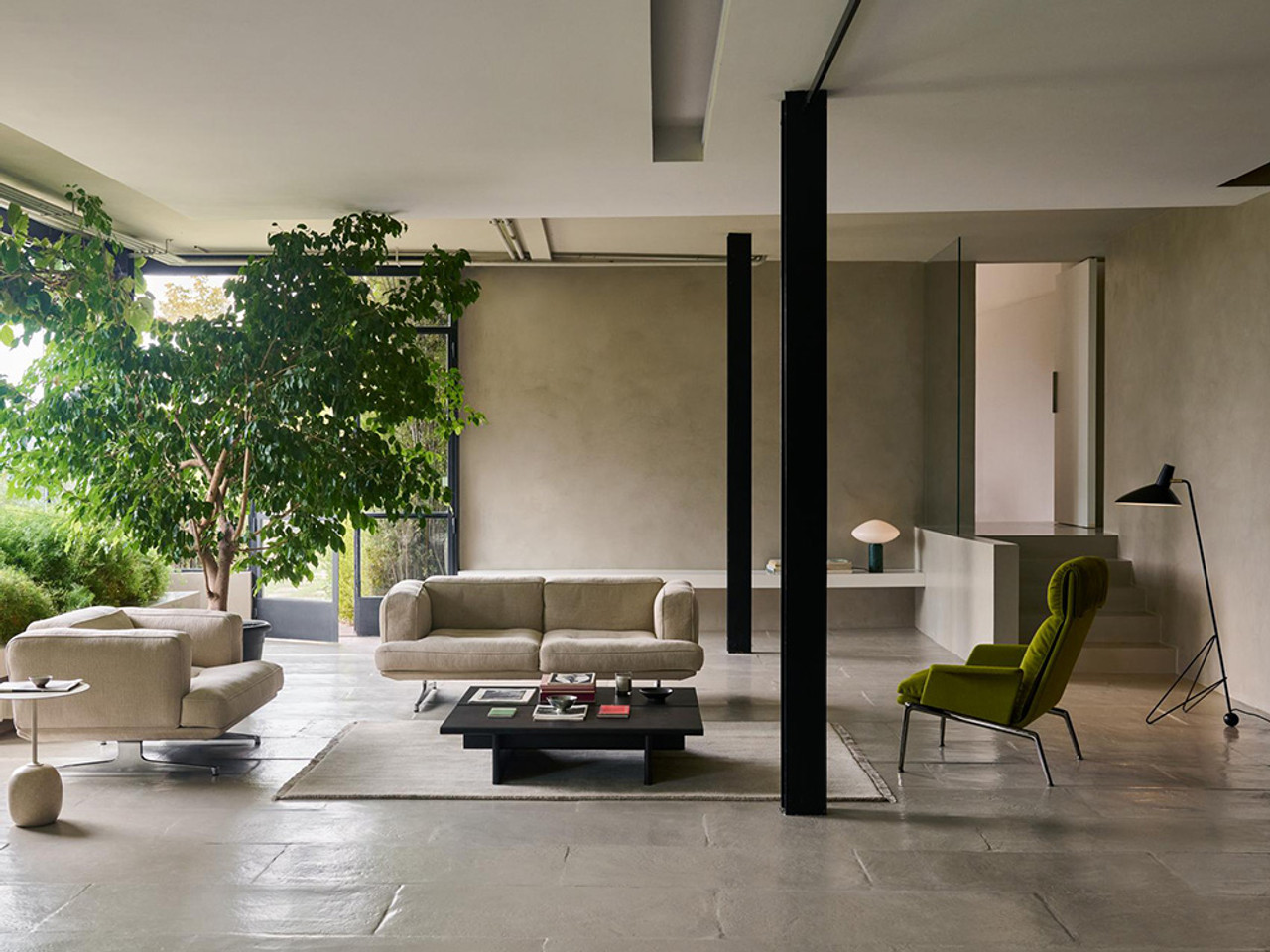 Muno LN17 Highback Lounge Chair