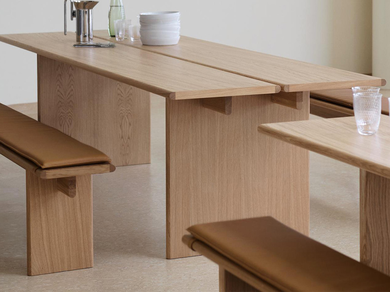 Ita OS1/OS2 Dining Table