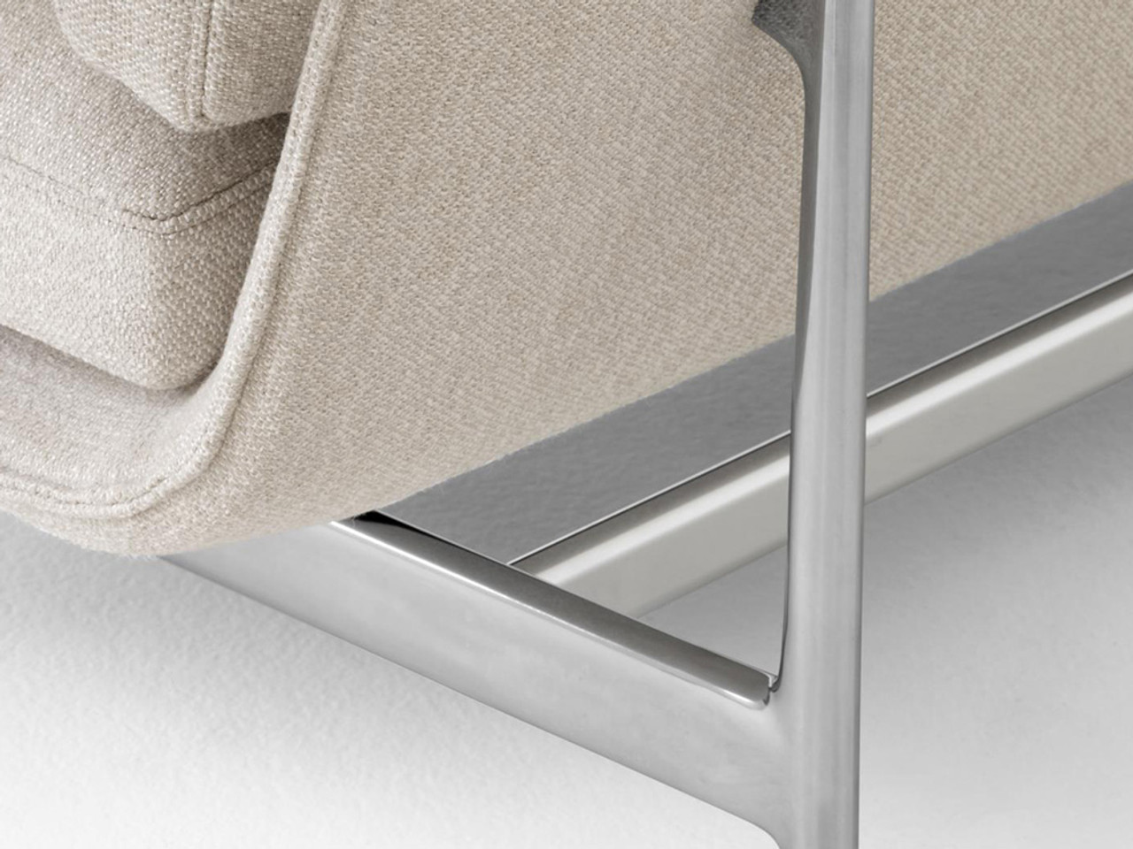 Meantime AV30/AV31 Sofa