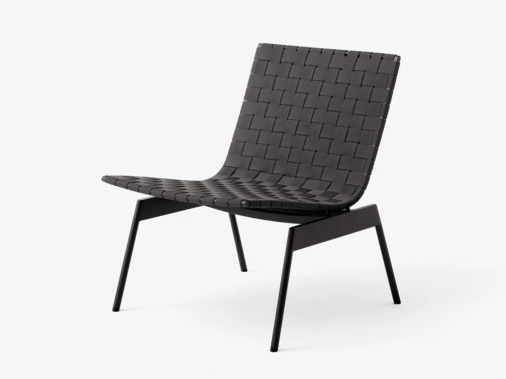 Ville AV44/AV45 Lounge Chair