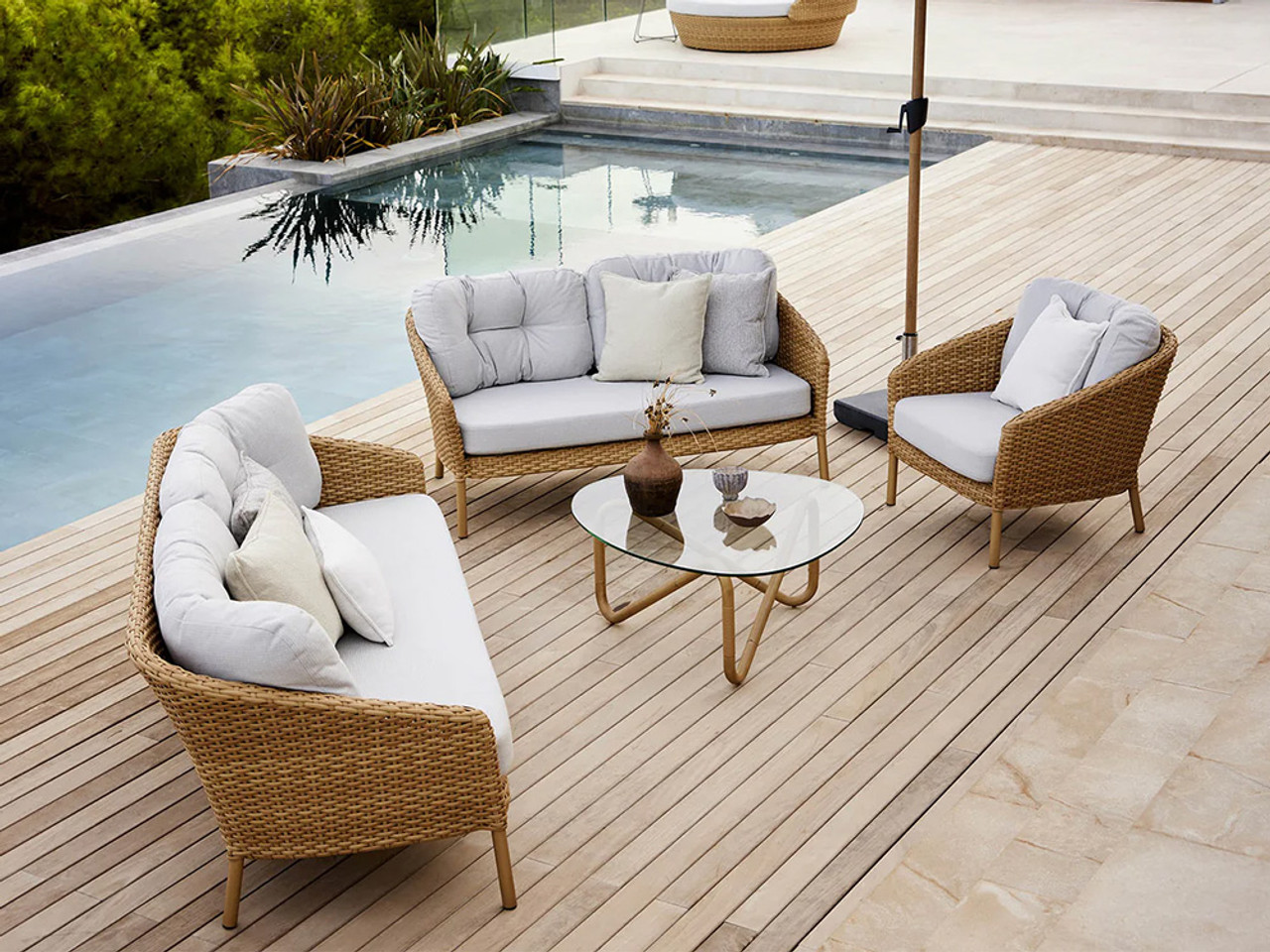 Ocean Large Lounge Chair
