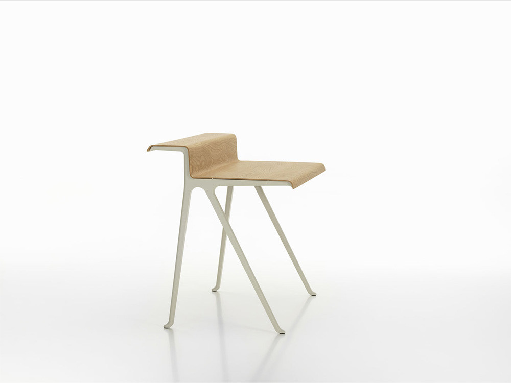 Courier Desk