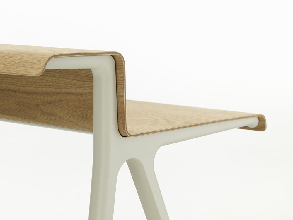 Courier Desk