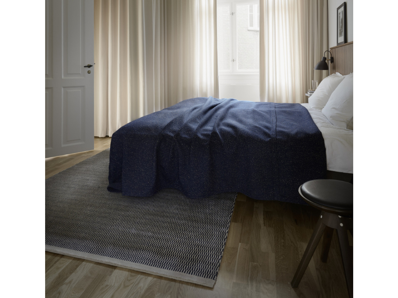 Calla Rug - 170 x 240 - Beige/Midnight Blue