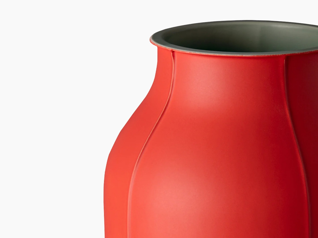 Red Vase - Seams and Canister