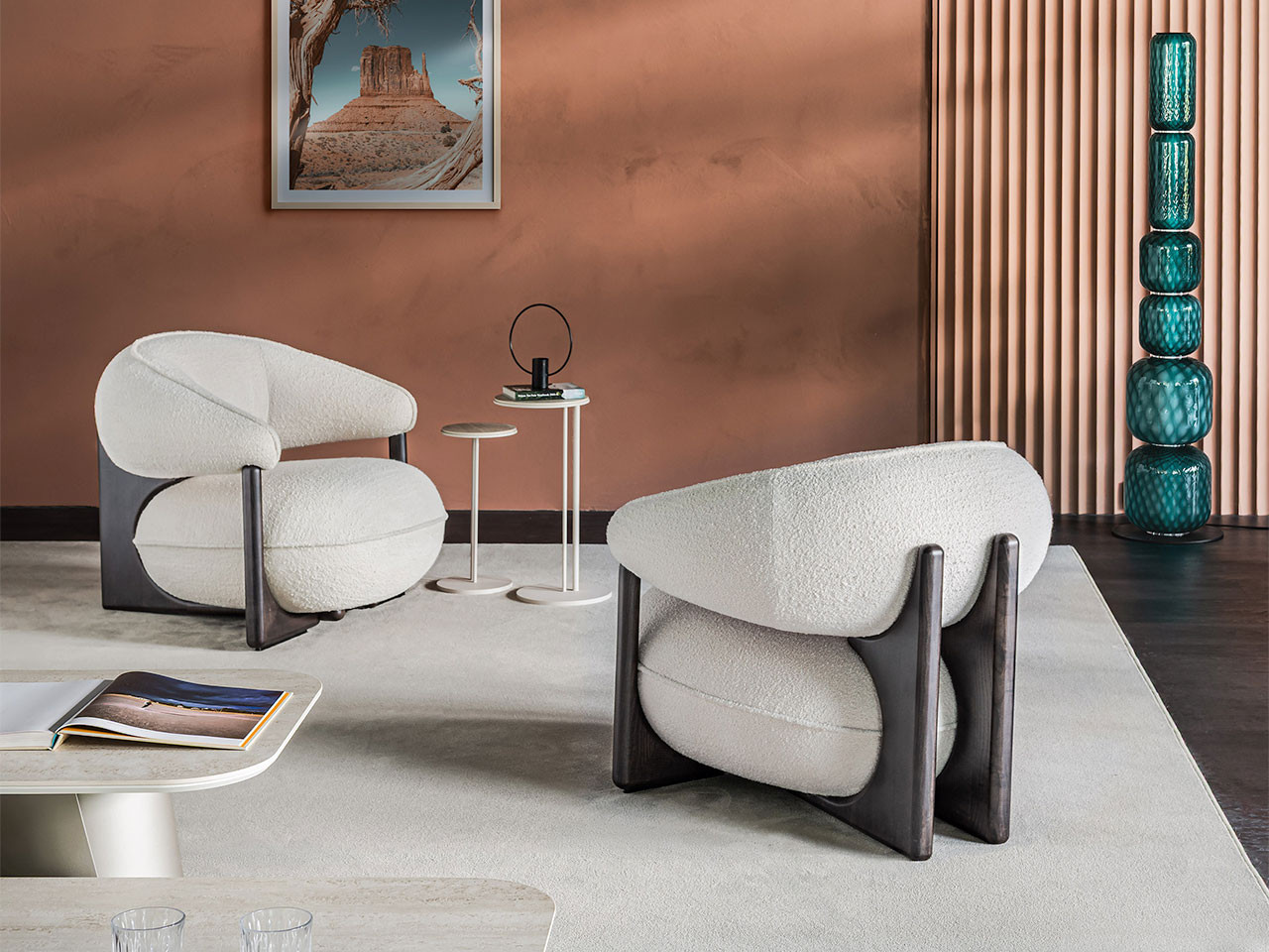 Ruby Lounge Chair