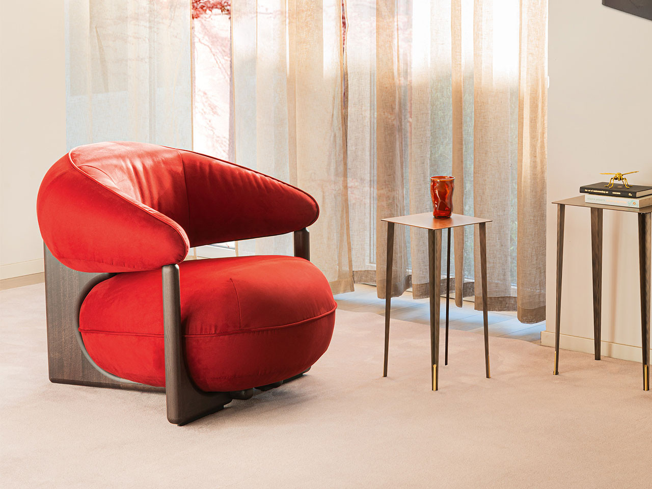 Ruby Lounge Chair