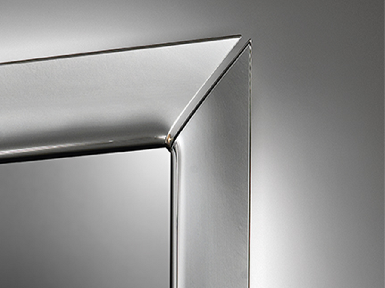 Caadre Standing Mirror - Titanium