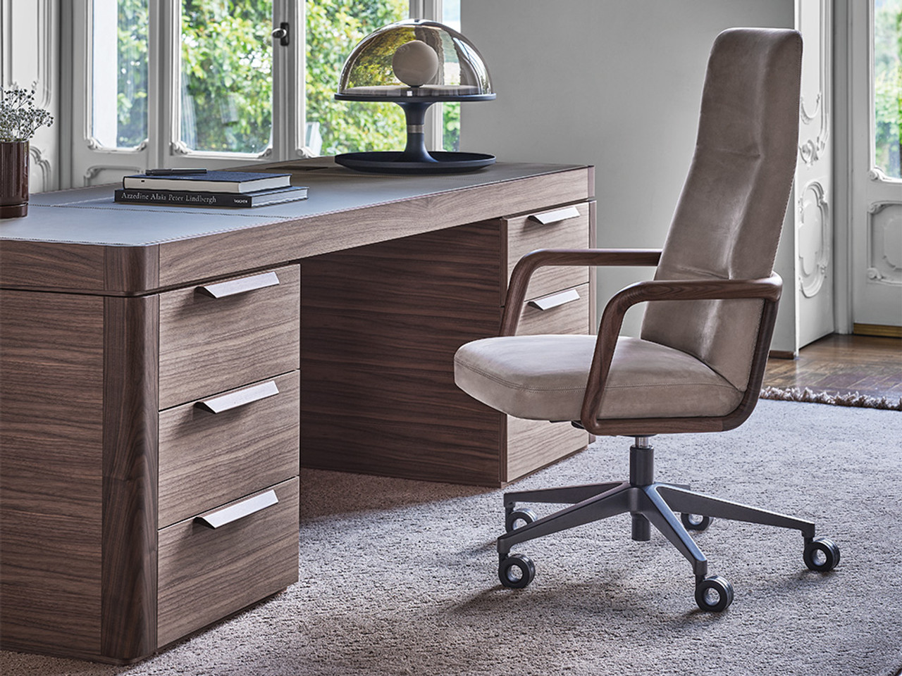 Agea Desk