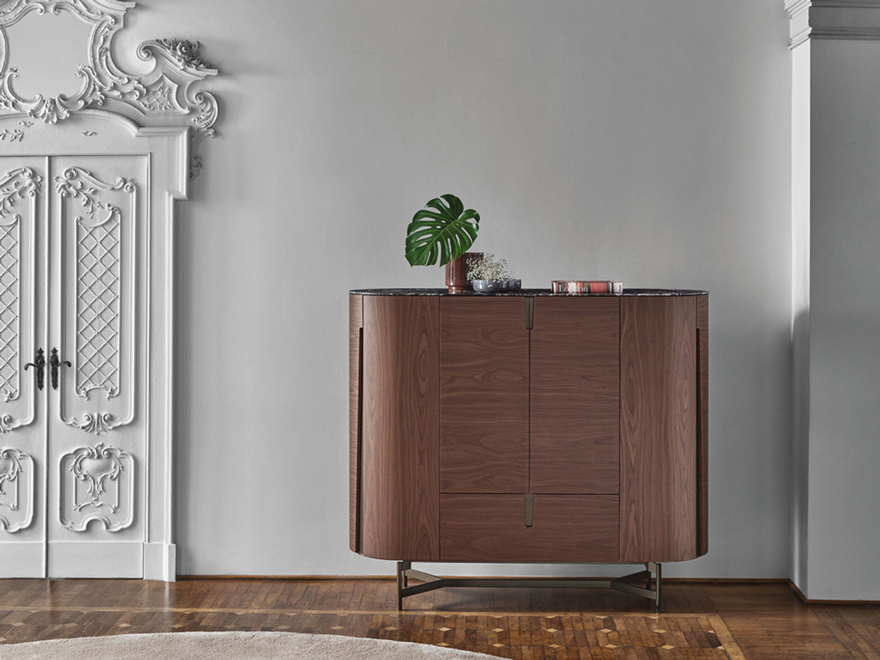 Tylsa Bar Cabinet