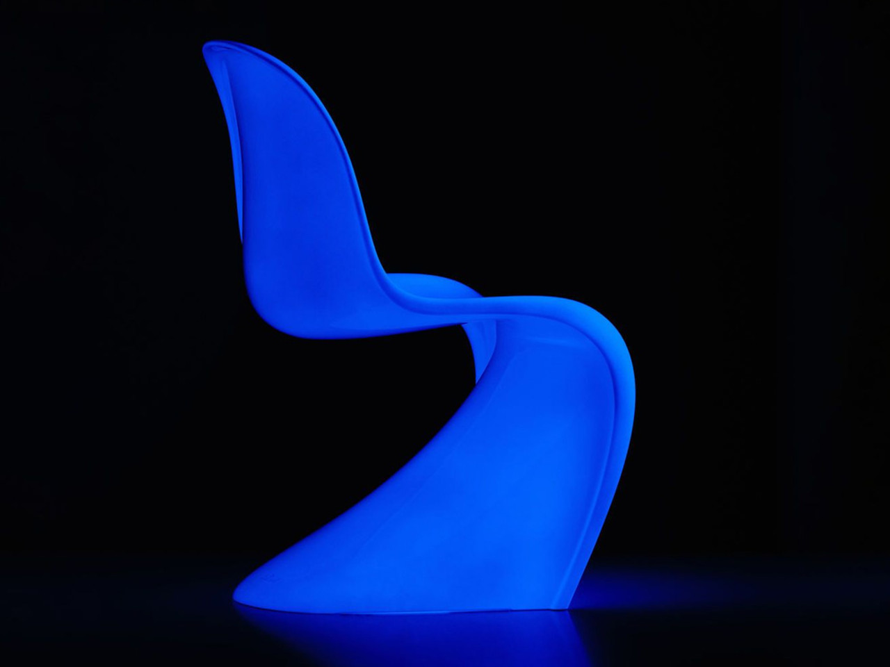 Panton Glow Chair