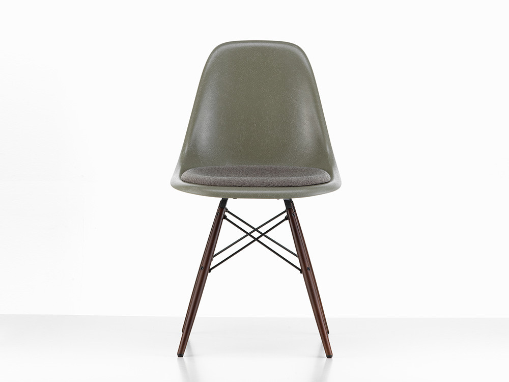 Eames DSW Fiberglass Chair + Cushion