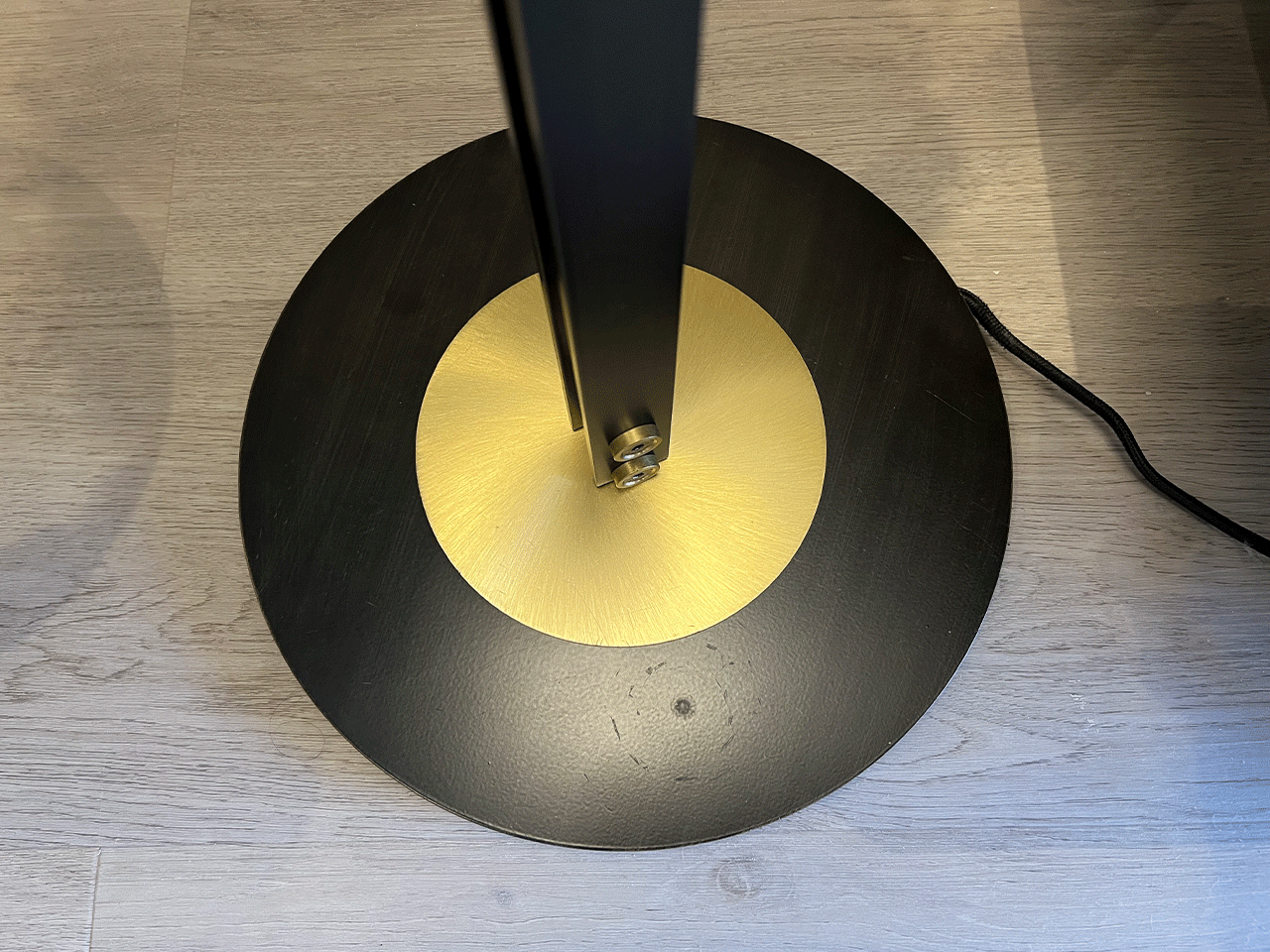 Planeta Floor Lamp - Burnished Steel