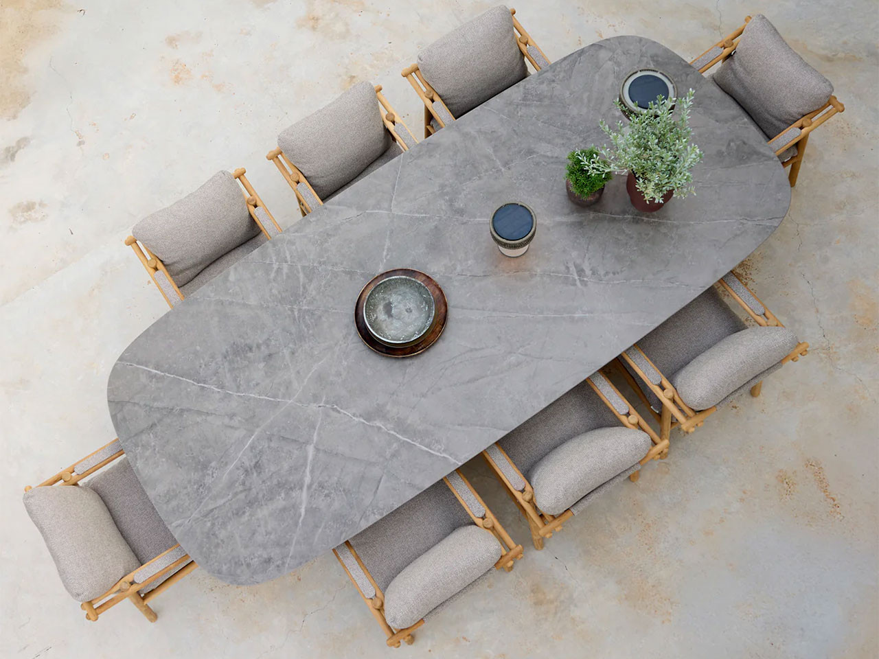 Mellow Outdoor Dining Table