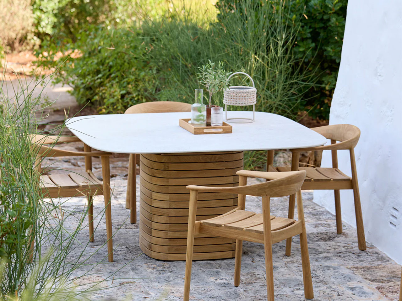 Mellow Square Dining Table