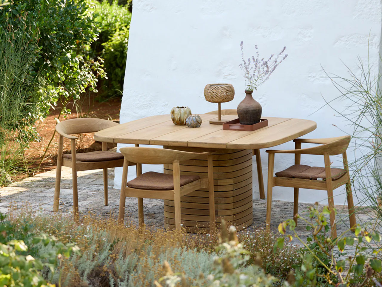 Mellow Square Dining Table