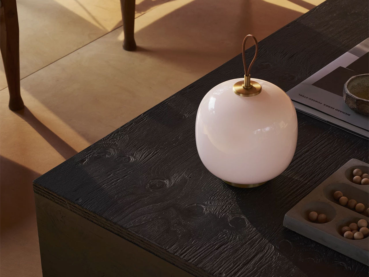 VL 45 Radiohus Portable Lamp