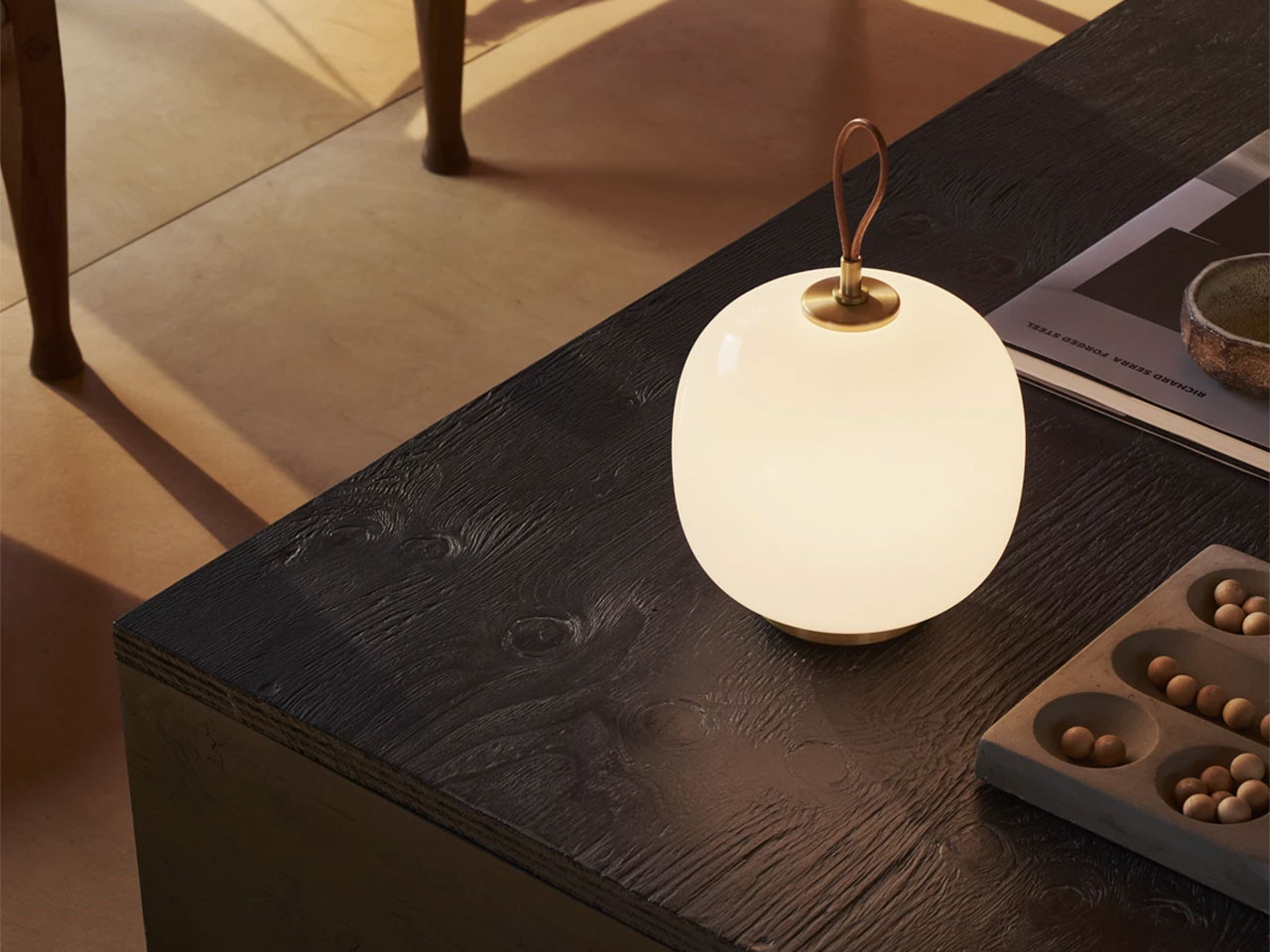 VL 45 Radiohus Portable Lamp