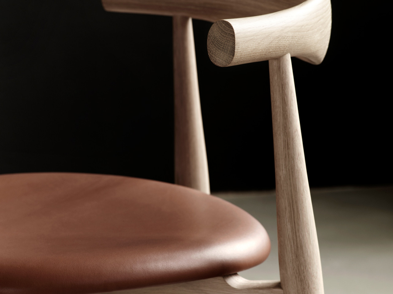 Carl Hansen & Søn CH20 Elbow Dining Chair by Hans J Wegner