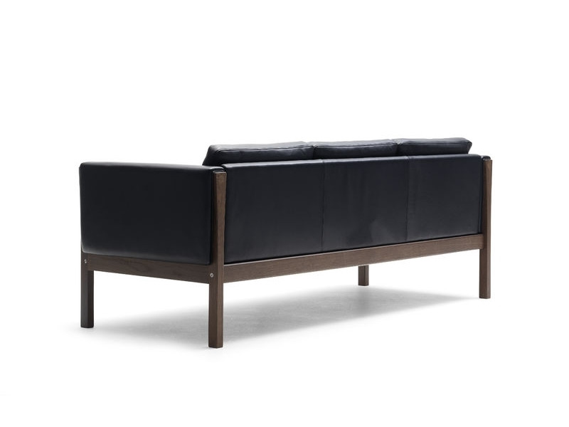 Carl Hansen CH163 Sofa by Hans J.Wegner 