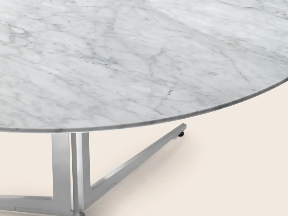 Fly Round Dining Table