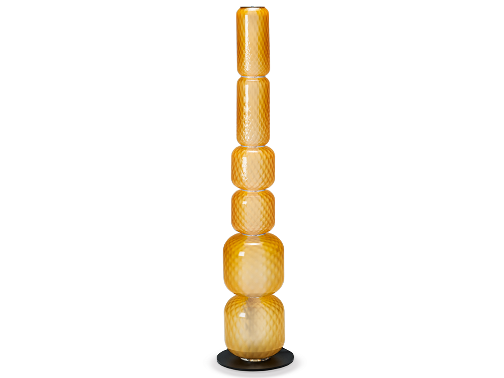 Wanted Floor Lamp