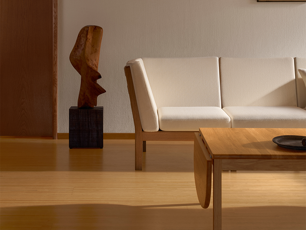 CH280 Sofa