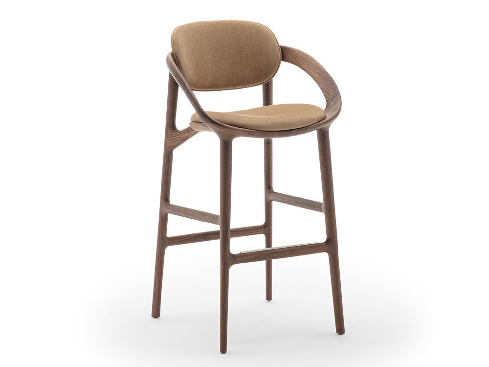 Molly Barstool