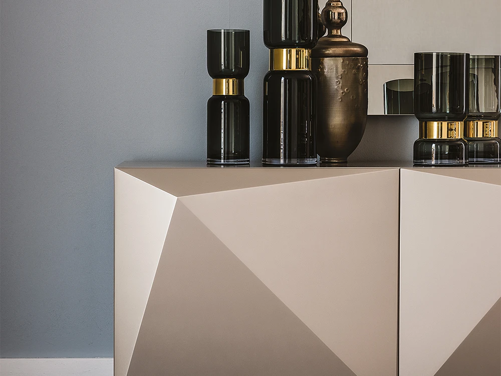 Kayak Sideboard