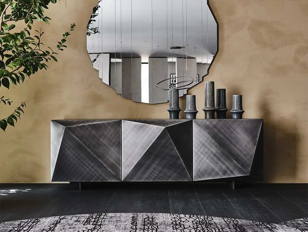 Kayak Sideboard