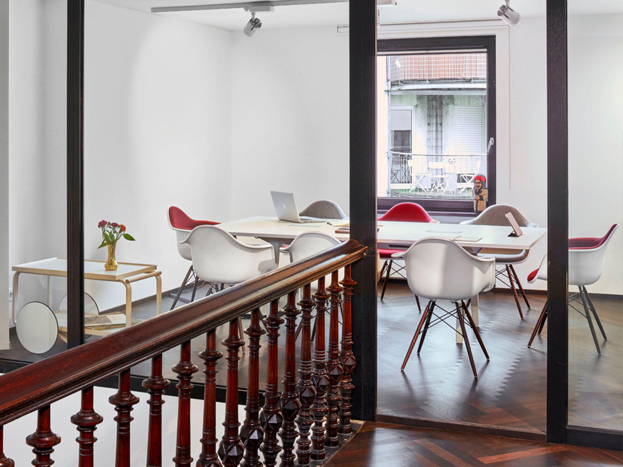Eames DAW Armchair RE