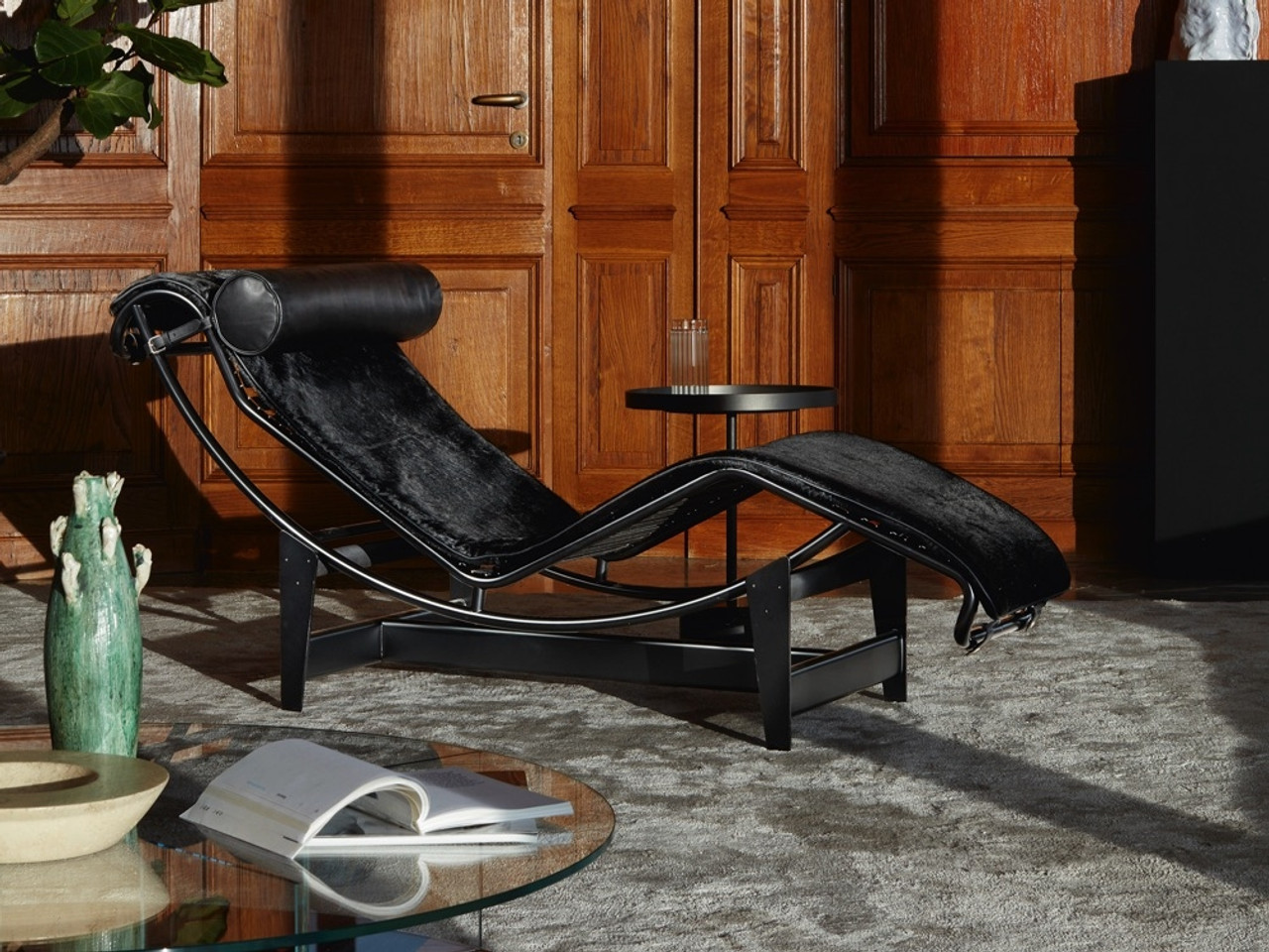 LC4 lounge chair by Le Corbusier & Charlotte Perriand for Cassina