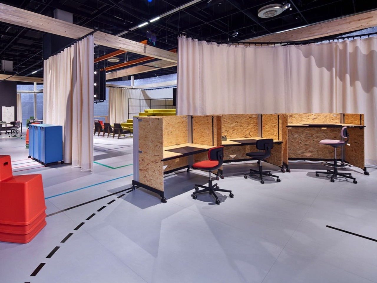 Vitra Rookie High Office Chair by Konstantin Grcic 
