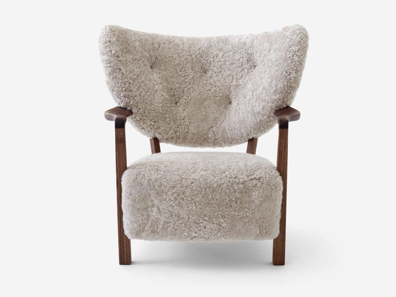 &Tradition The Wulff Lounge Chair by &Tradition