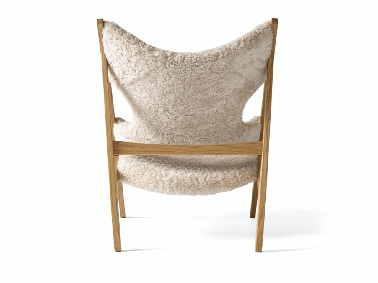 Knitting lounge sale chair sheepskin