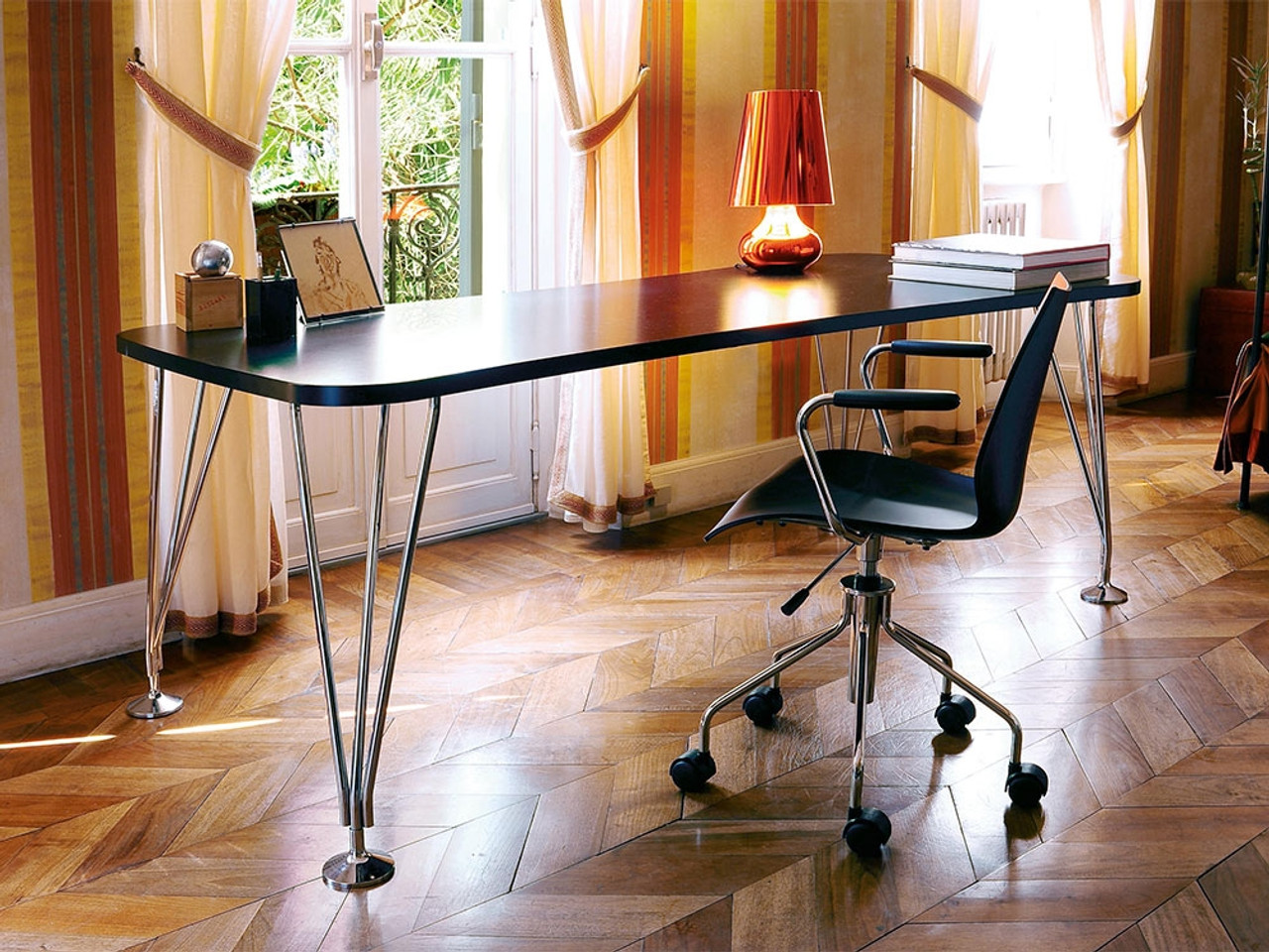 Kartell Max Table by Ferruccio Laviani