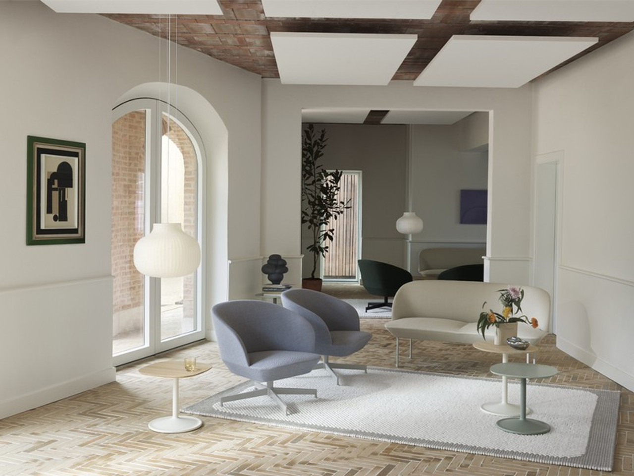 Strand Closed Pendant Light