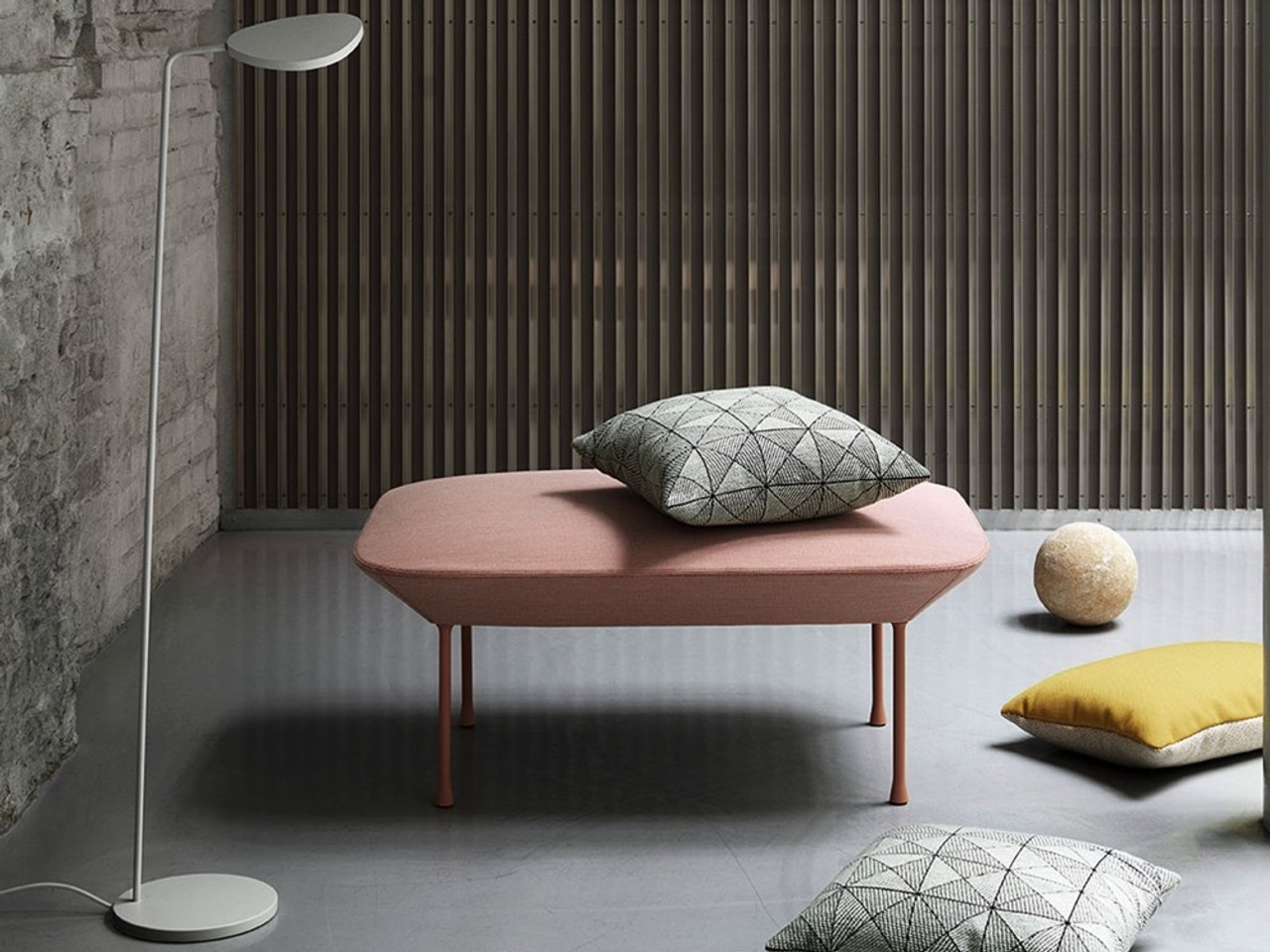 Muuto Leaf Floor Lamp by Broberg & Ridderstrale